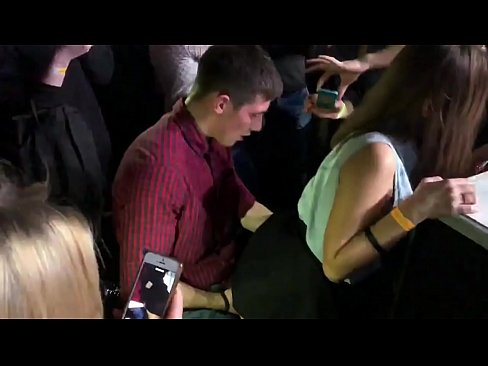 ❤️ Tinuod nga sekso sa usa ka nightclub sa Russia. Ang 18-anyos nga Ruso nga babaye sa anus ug puwerta nakighilawas sa usa ka nightclub ️ Porno fb sa pornograpiya ceb.hentaiteca.ru ❌️❤